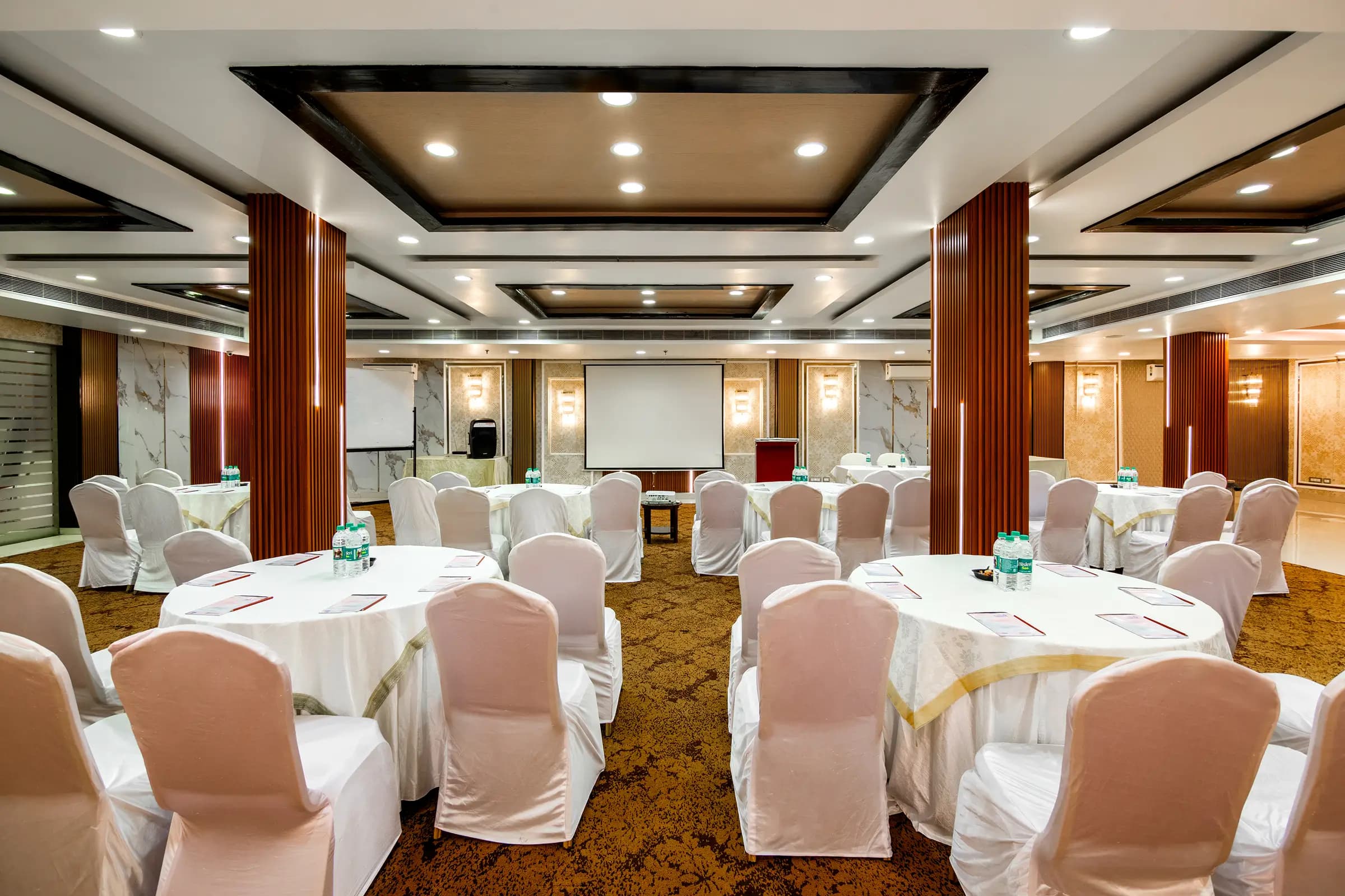 banquet and conference hall 13