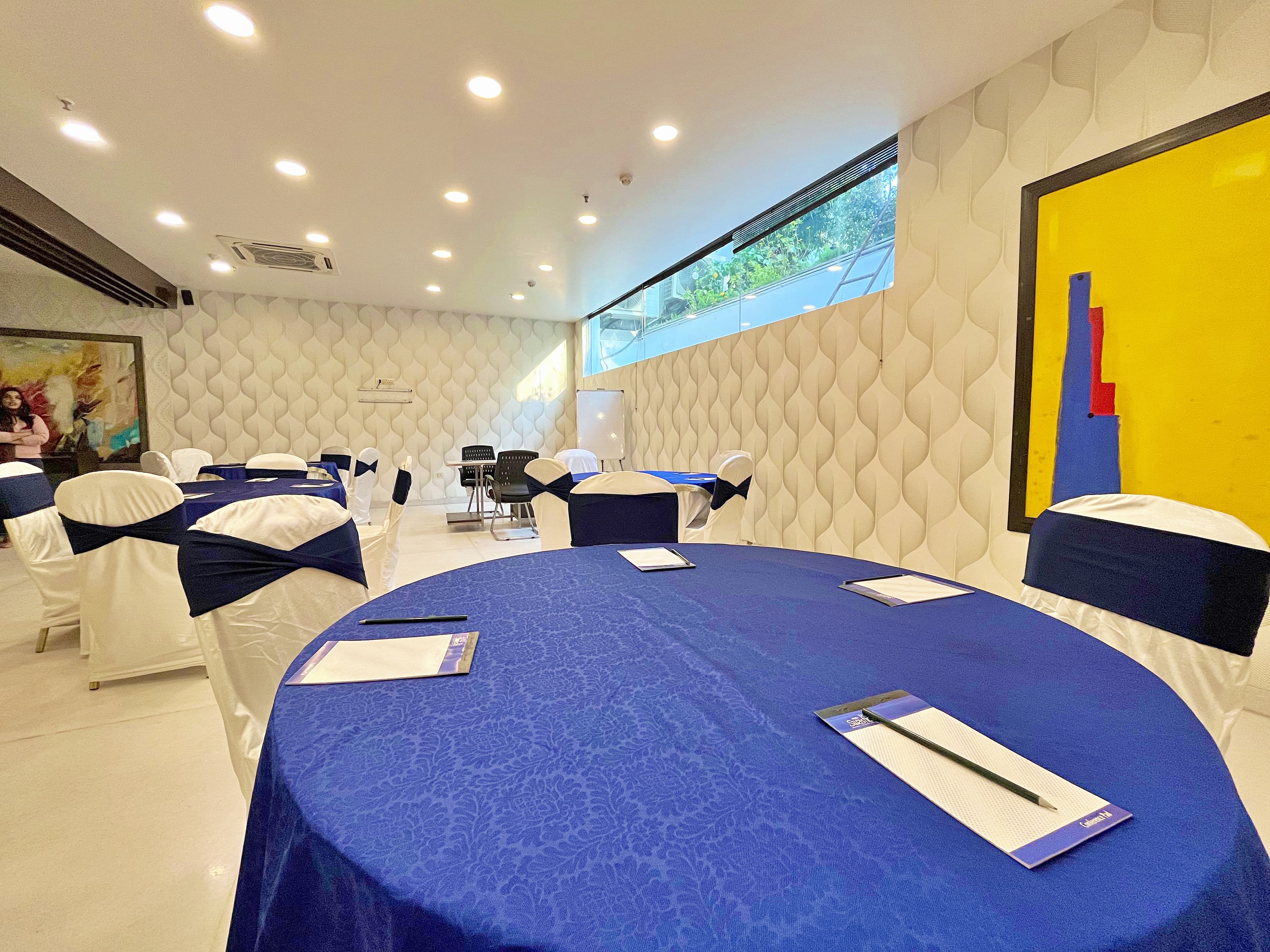 Amber Inn by Orion Hotels - 3