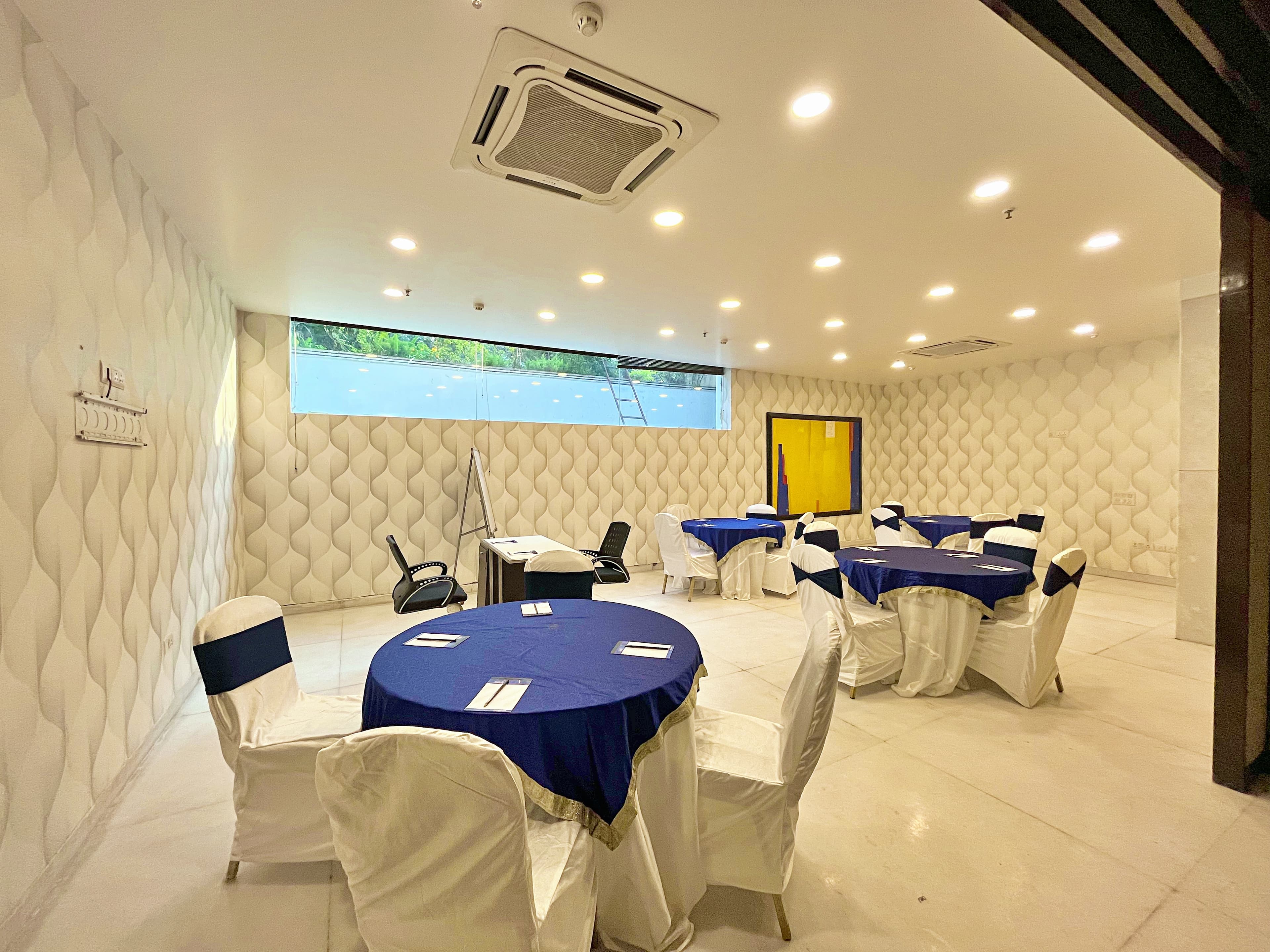 Amber Inn by Orion Hotels - Image 5