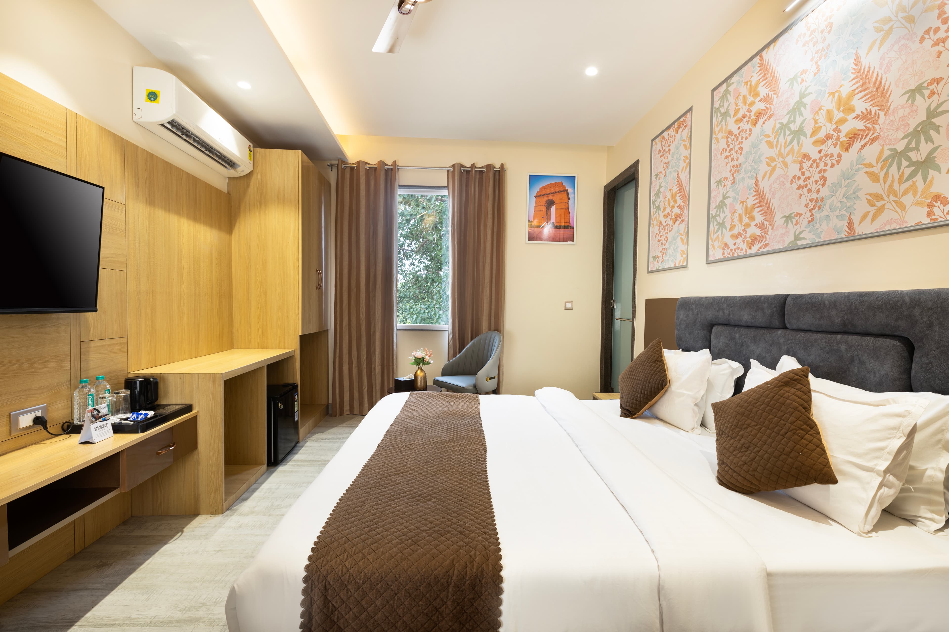 The Best Hotels in Varanasi: Your Ultimate Guide to Comfortable Stays Near Major Attractions