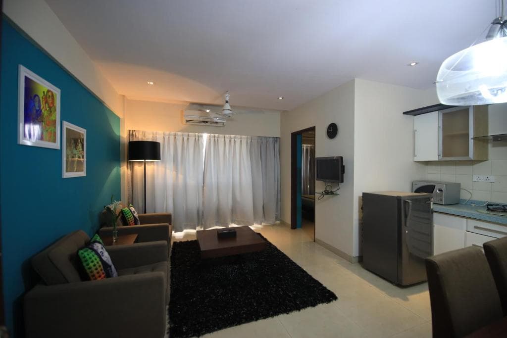 Best Hotel Near Andheri Train Station