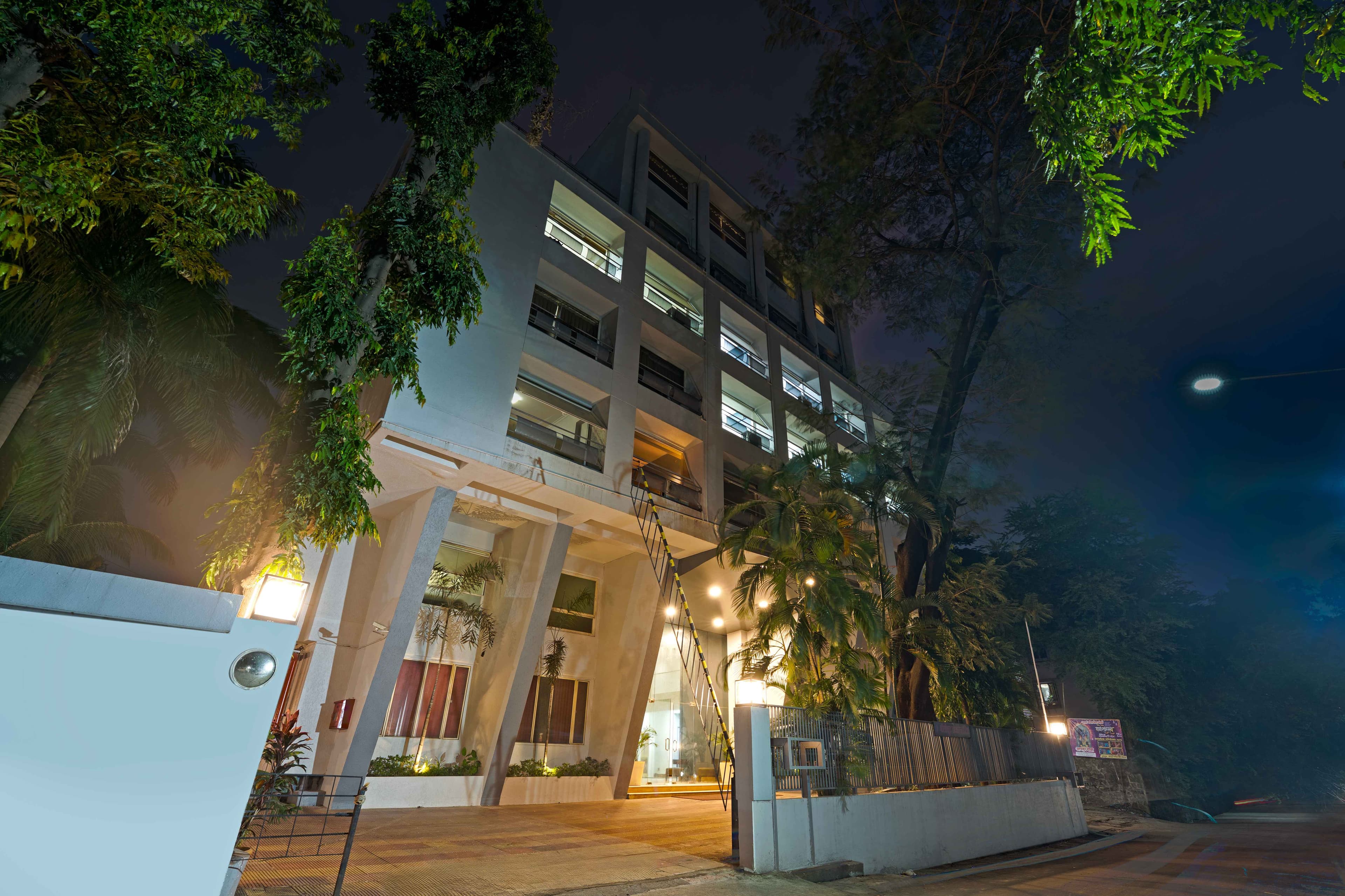 asar Landmark Suites Mumbai International Airport - Image 21