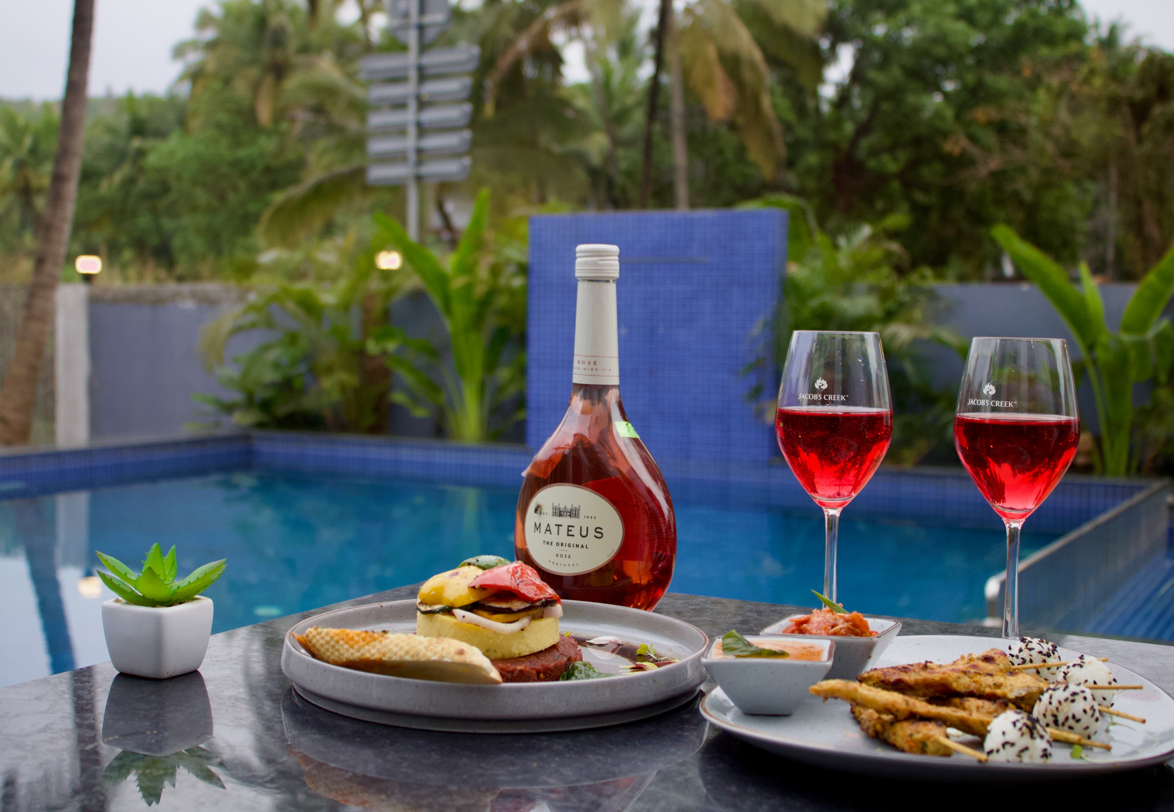 asar Upper House – Morjim Beach by Orion Hotels - Image 21