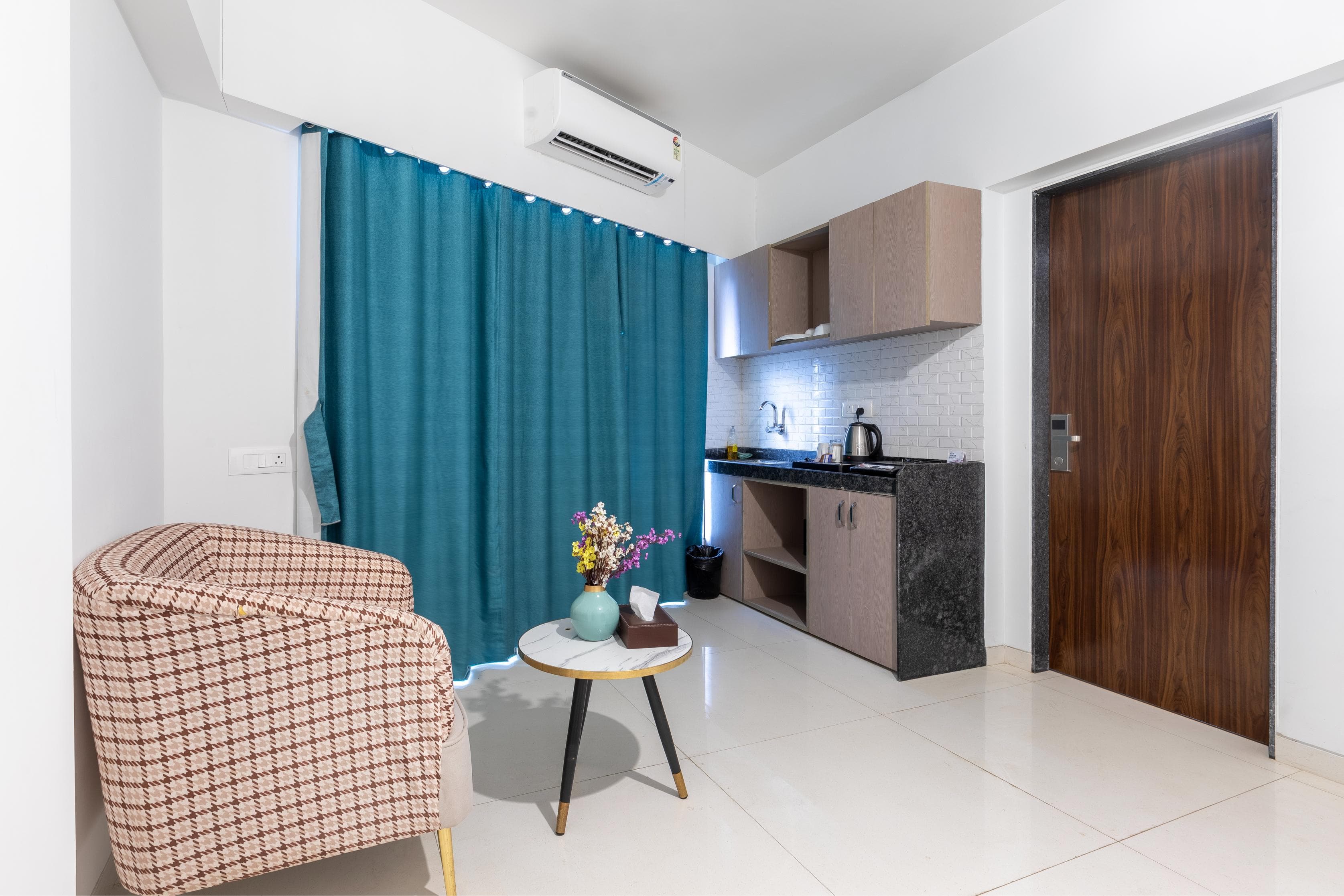 The Orion Premium Suites - Image 14