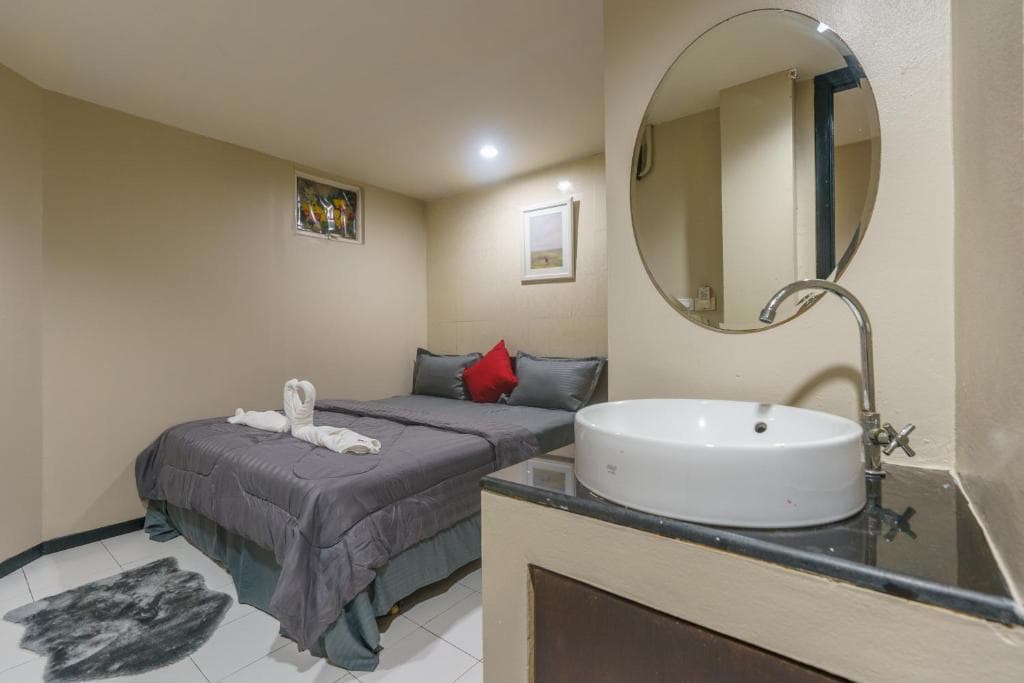 Sukhumvit Beds - 2